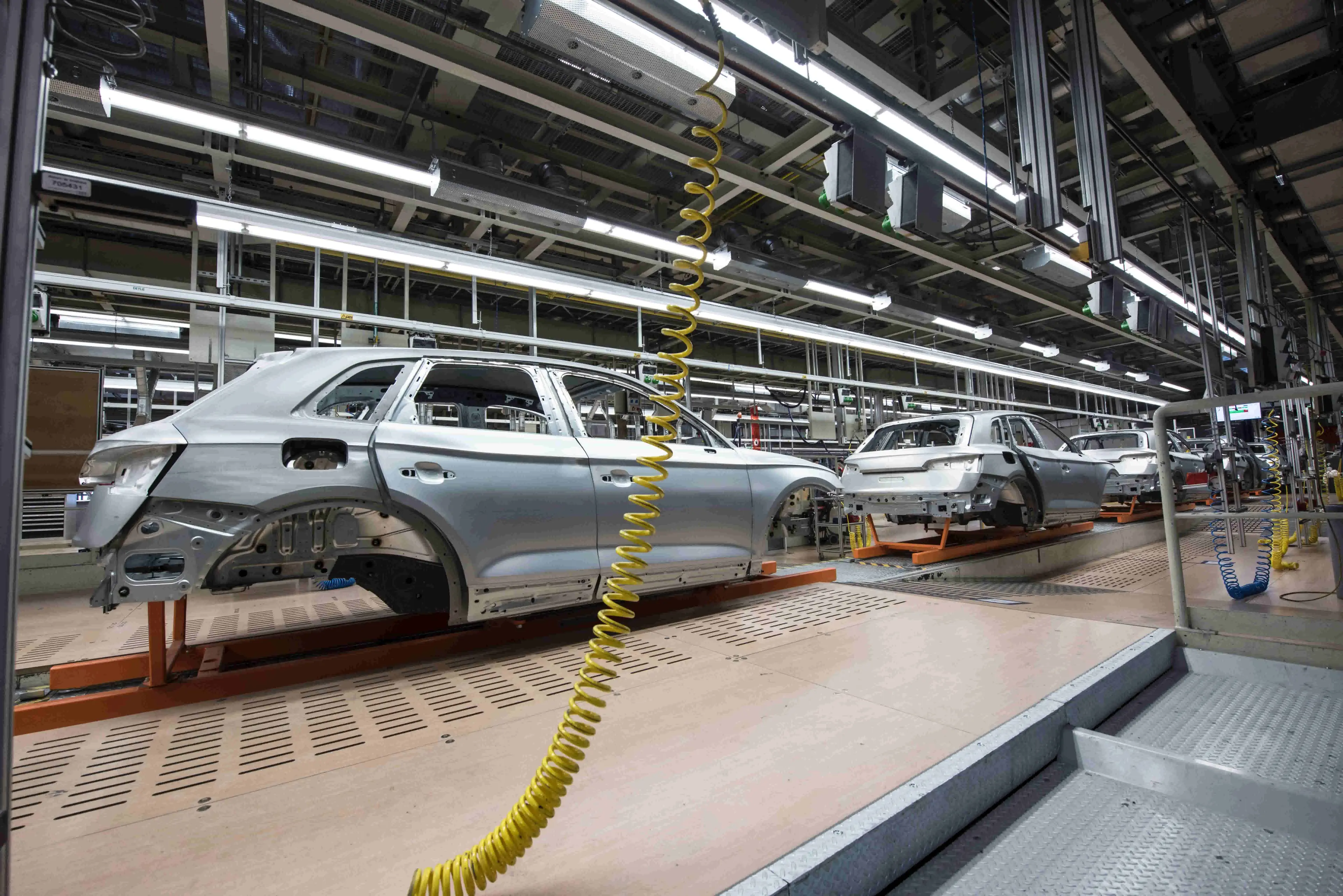 Procurement in the Automotive Industry: Strategies for Navigating Challenges feature image