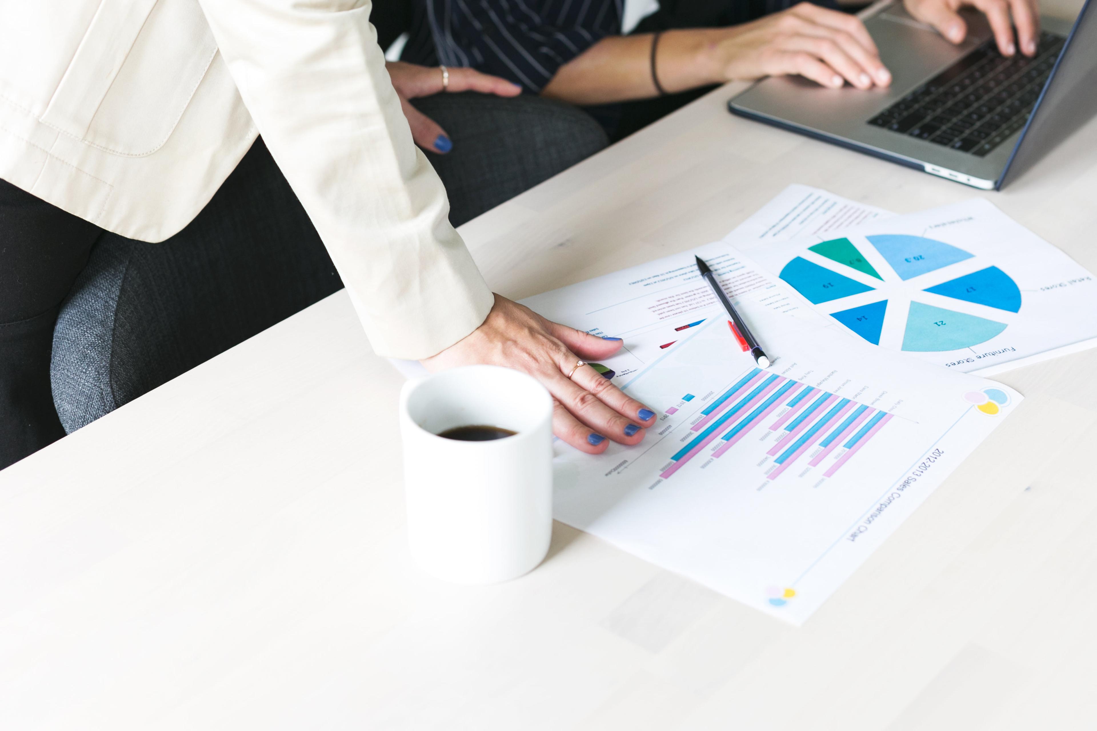 Enhancing Reporting and Analytics via Procurement Software: A Guide