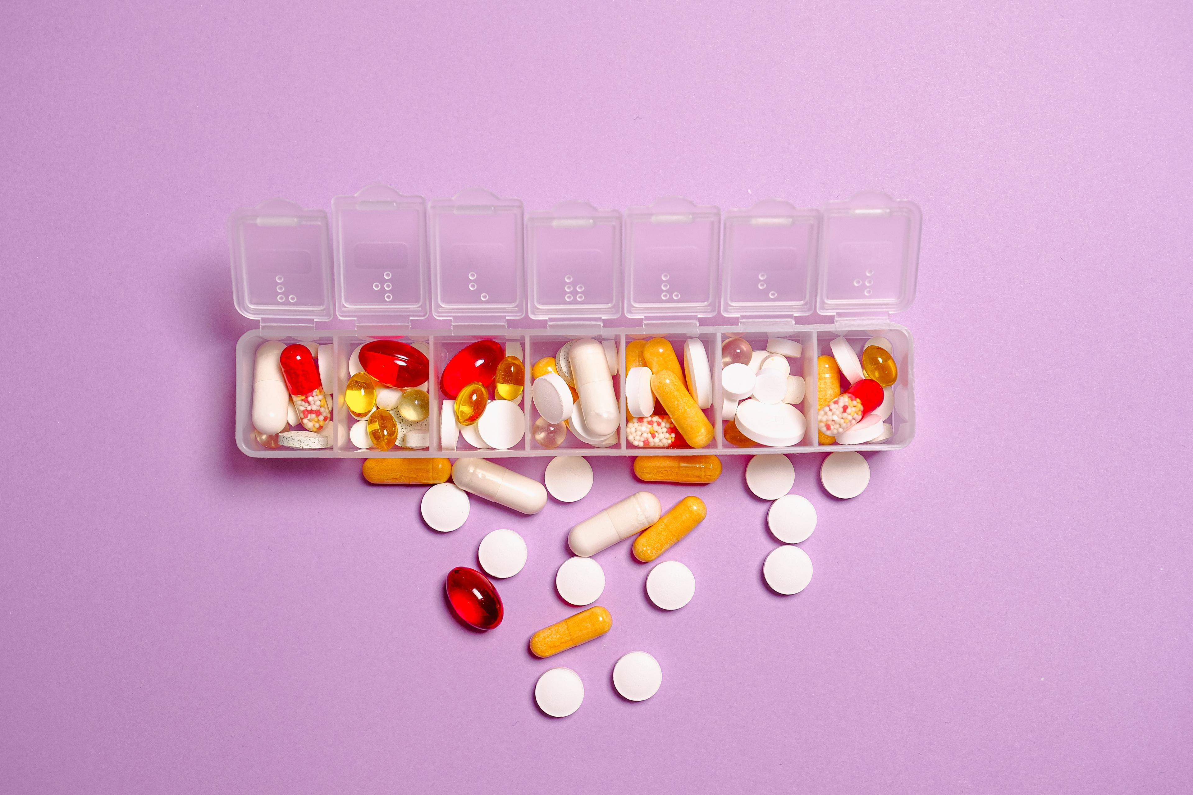 Balancing Compliance and Innovation in Pharma Procurement
